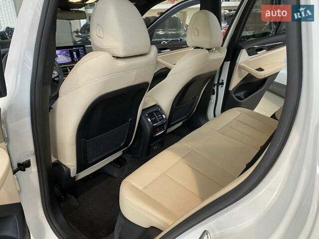 Белый БМВ Х3, объемом двигателя 2 л и пробегом 5 тыс. км за 46500 $, фото 49 на Automoto.ua