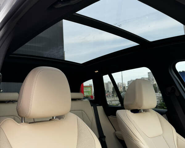 Белый БМВ Х3, объемом двигателя 2 л и пробегом 16 тыс. км за 45600 $, фото 27 на Automoto.ua