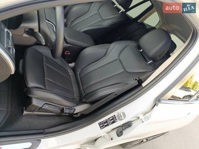 Белый БМВ Х3, объемом двигателя 2 л и пробегом 12 тыс. км за 49000 $, фото 14 на Automoto.ua