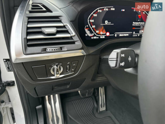 Білий БМВ Х3, об'ємом двигуна 2 л та пробігом 15 тис. км за 46800 $, фото 42 на Automoto.ua