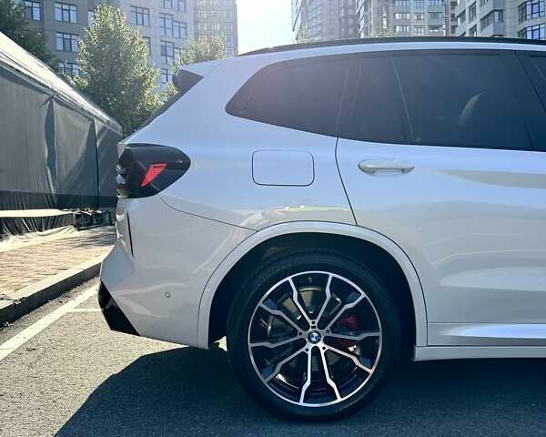 Белый БМВ Х3, объемом двигателя 3 л и пробегом 12 тыс. км за 63999 $, фото 8 на Automoto.ua