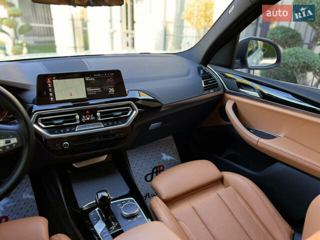 Білий БМВ Х3, об'ємом двигуна 2 л та пробігом 35 тис. км за 55000 $, фото 33 на Automoto.ua