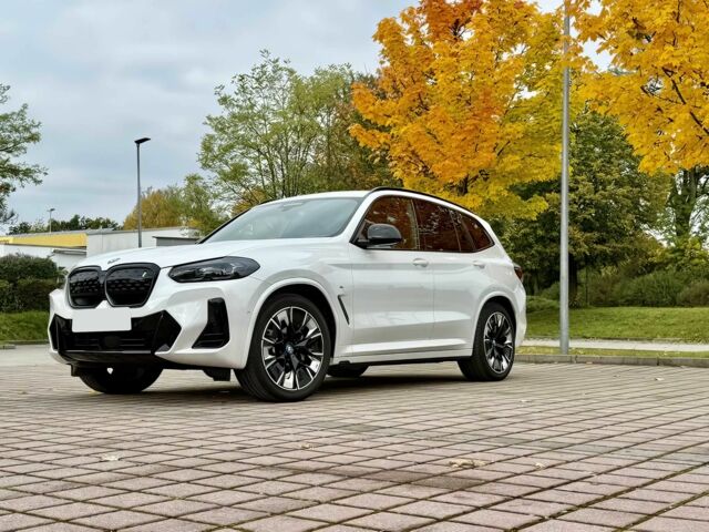 Белый БМВ Х3, объемом двигателя 0 л и пробегом 29 тыс. км за 19460 $, фото 2 на Automoto.ua