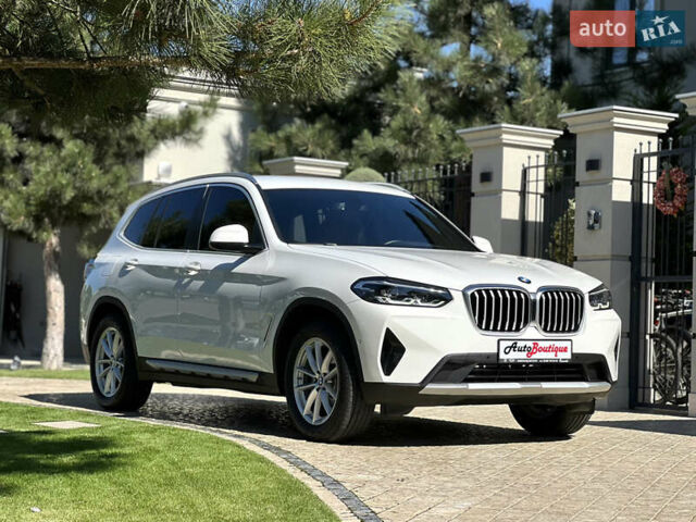 Білий БМВ Х3, об'ємом двигуна 2 л та пробігом 35 тис. км за 55000 $, фото 20 на Automoto.ua