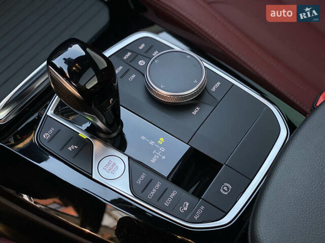 Белый БМВ Х3, объемом двигателя 3 л и пробегом 67 тыс. км за 57800 $, фото 28 на Automoto.ua