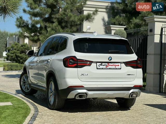Білий БМВ Х3, об'ємом двигуна 2 л та пробігом 35 тис. км за 55000 $, фото 11 на Automoto.ua