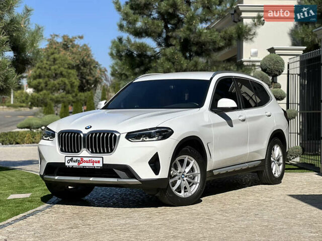 Білий БМВ Х3, об'ємом двигуна 2 л та пробігом 35 тис. км за 55000 $, фото 5 на Automoto.ua