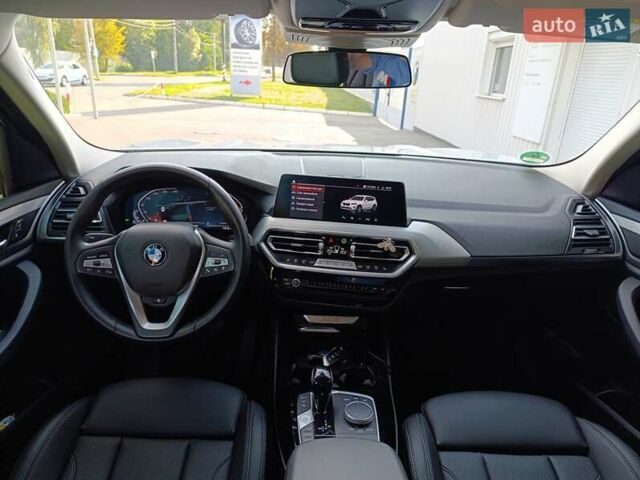Белый БМВ Х3, объемом двигателя 2 л и пробегом 12 тыс. км за 49000 $, фото 12 на Automoto.ua