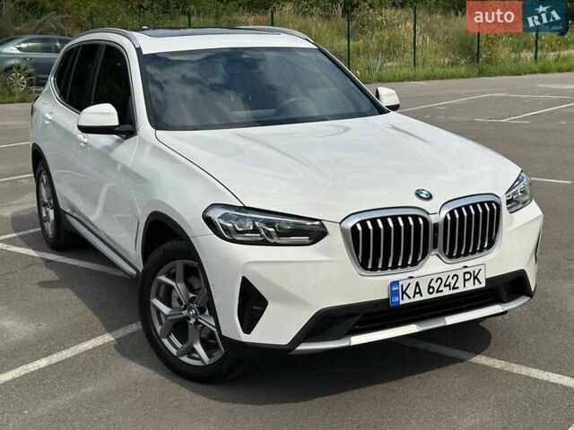 Белый БМВ Х3, объемом двигателя 2 л и пробегом 19 тыс. км за 49999 $, фото 3 на Automoto.ua