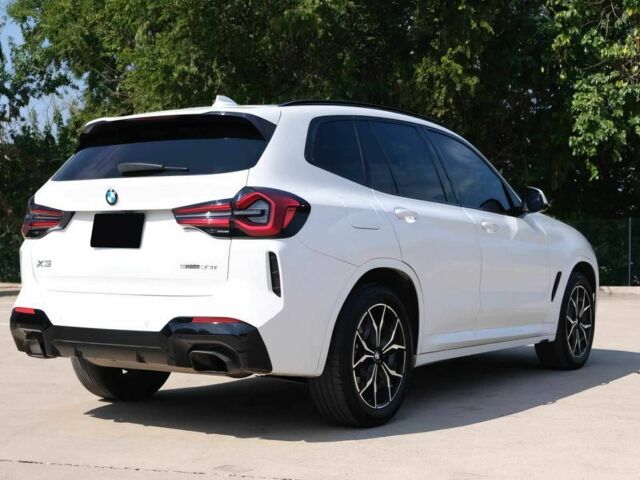 Белый БМВ Х3, объемом двигателя 2 л и пробегом 20 тыс. км за 20000 $, фото 6 на Automoto.ua