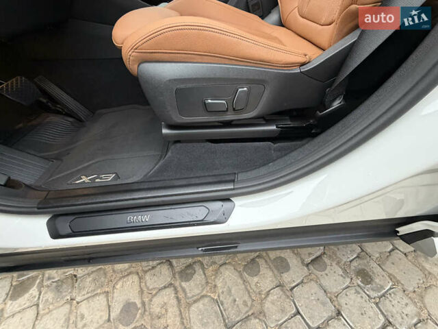 Білий БМВ Х3, об'ємом двигуна 2 л та пробігом 39 тис. км за 47600 $, фото 24 на Automoto.ua