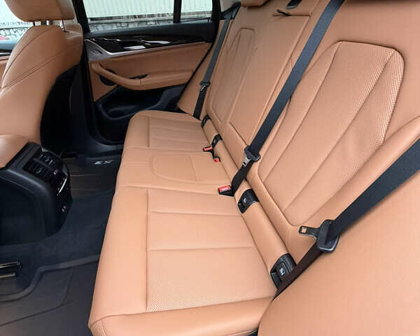 Білий БМВ Х3, об'ємом двигуна 2 л та пробігом 39 тис. км за 47600 $, фото 21 на Automoto.ua