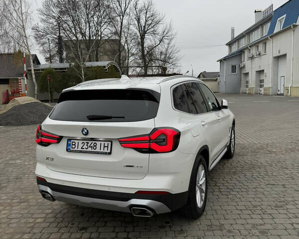Білий БМВ Х3, об'ємом двигуна 2 л та пробігом 39 тис. км за 47600 $, фото 4 на Automoto.ua