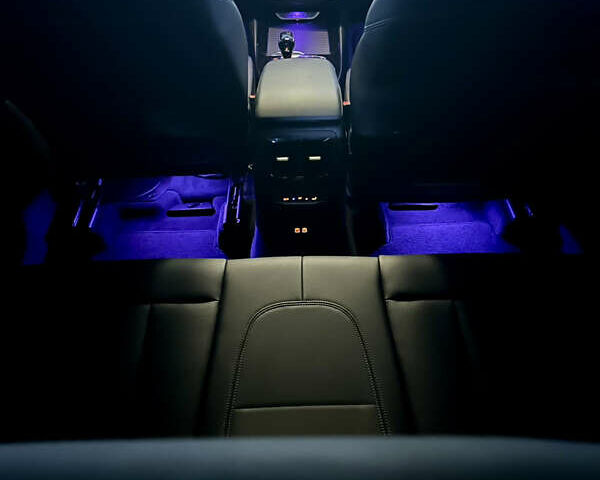 Білий БМВ Х3, об'ємом двигуна 2 л та пробігом 4 тис. км за 54600 $, фото 19 на Automoto.ua