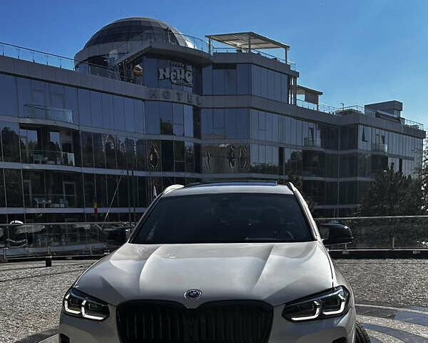 Білий БМВ Х3, об'ємом двигуна 2 л та пробігом 4 тис. км за 54600 $, фото 1 на Automoto.ua