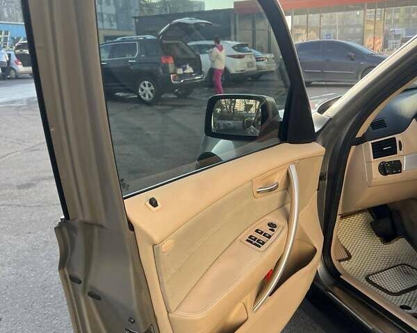 Бежевий БМВ Х3, об'ємом двигуна 2.5 л та пробігом 138 тис. км за 9370 $, фото 16 на Automoto.ua