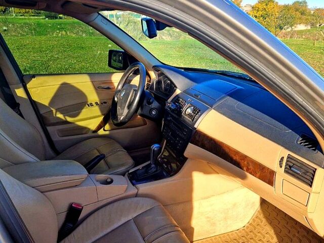 Бежевий БМВ Х3, об'ємом двигуна 3 л та пробігом 153 тис. км за 10500 $, фото 6 на Automoto.ua