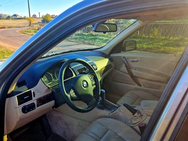 Бежевий БМВ Х3, об'ємом двигуна 3 л та пробігом 153 тис. км за 10500 $, фото 7 на Automoto.ua