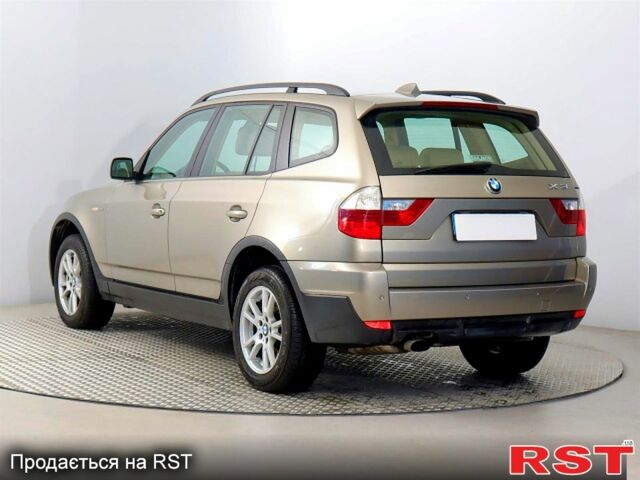 Бежевый БМВ Х3, объемом двигателя 2 л и пробегом 118 тыс. км за 8000 $, фото 2 на Automoto.ua