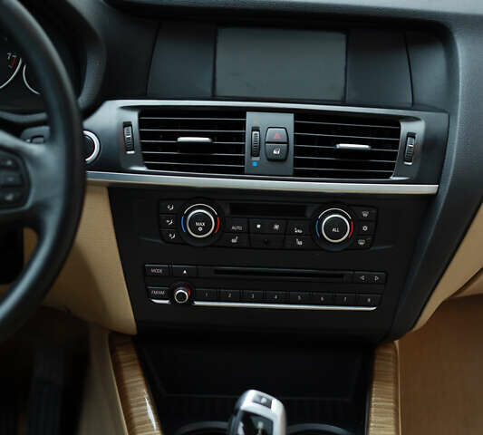 Бежевый БМВ Х3, объемом двигателя 3 л и пробегом 234 тыс. км за 11800 $, фото 5 на Automoto.ua