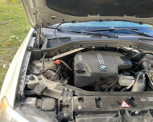 Бежевий БМВ Х3, об'ємом двигуна 2 л та пробігом 278 тис. км за 3800 $, фото 1 на Automoto.ua