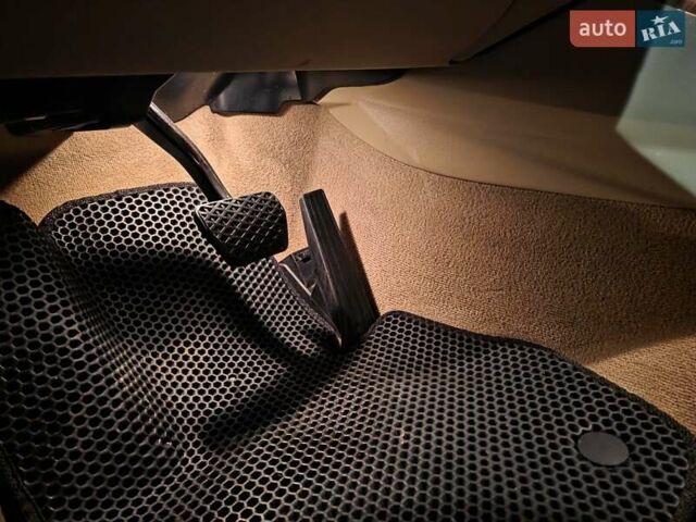 Бежевий БМВ Х3, об'ємом двигуна 2 л та пробігом 187 тис. км за 13900 $, фото 17 на Automoto.ua