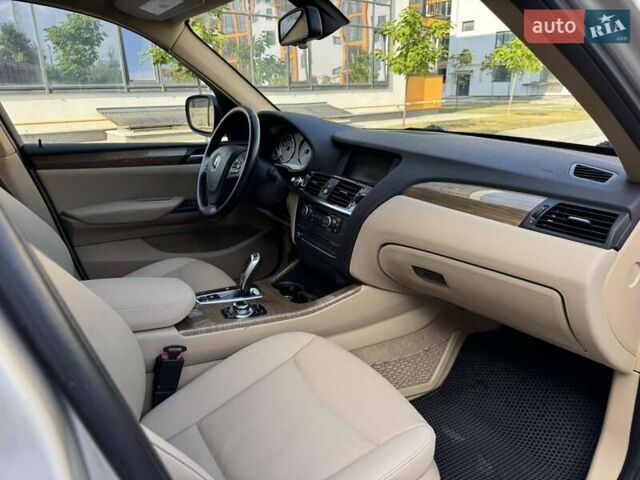 Бежевий БМВ Х3, об'ємом двигуна 2 л та пробігом 187 тис. км за 13900 $, фото 35 на Automoto.ua