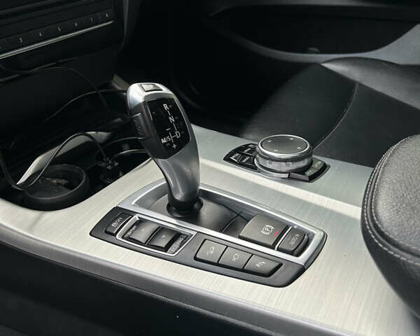 Бежевий БМВ Х3, об'ємом двигуна 2 л та пробігом 148 тис. км за 27500 $, фото 10 на Automoto.ua