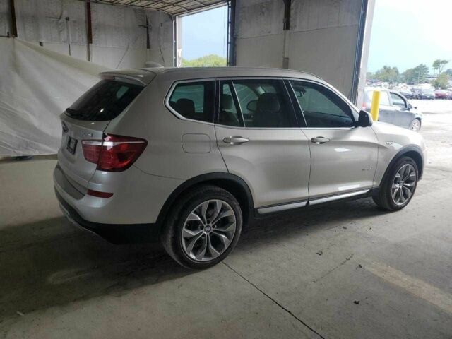 Бежевый БМВ Х3, объемом двигателя 2 л и пробегом 46 тыс. км за 3300 $, фото 3 на Automoto.ua