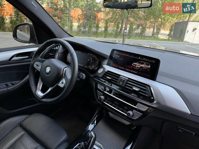 Бежевый БМВ Х3, объемом двигателя 2 л и пробегом 189 тыс. км за 40500 $, фото 15 на Automoto.ua