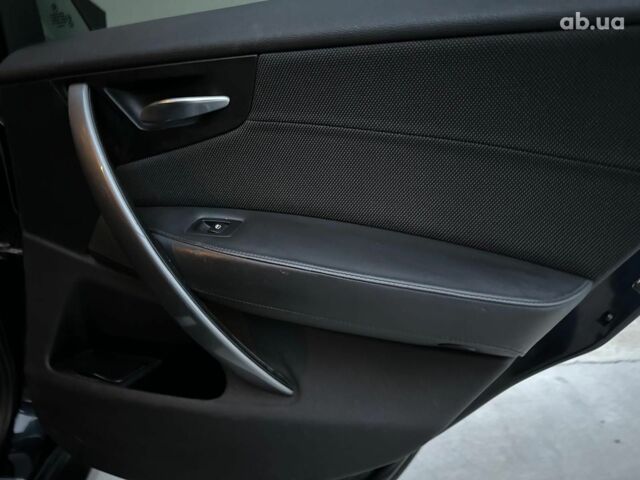 Чорний БМВ Х3, об'ємом двигуна 2 л та пробігом 255 тис. км за 9690 $, фото 29 на Automoto.ua