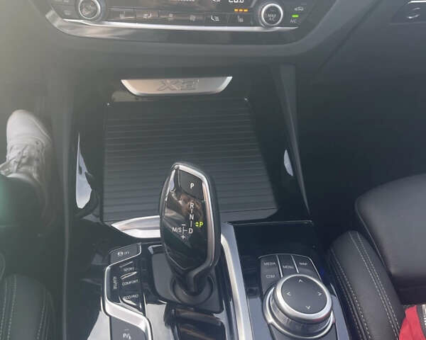 Черный БМВ Х3, объемом двигателя 3 л и пробегом 182 тыс. км за 34000 $, фото 5 на Automoto.ua