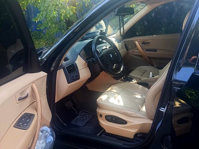 Черный БМВ Х3, объемом двигателя 3 л и пробегом 200 тыс. км за 8800 $, фото 4 на Automoto.ua