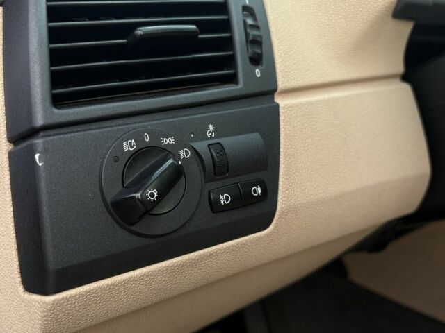 Чорний БМВ Х3, об'ємом двигуна 3 л та пробігом 248 тис. км за 8500 $, фото 14 на Automoto.ua