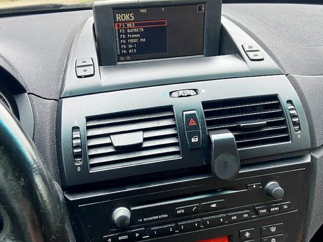 Черный БМВ Х3, объемом двигателя 3 л и пробегом 313 тыс. км за 5500 $, фото 6 на Automoto.ua