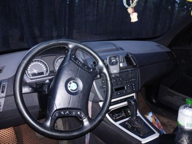 Черный БМВ Х3, объемом двигателя 3 л и пробегом 214 тыс. км за 5500 $, фото 8 на Automoto.ua