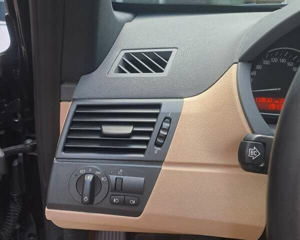 Чорний БМВ Х3, об'ємом двигуна 3 л та пробігом 172 тис. км за 11837 $, фото 13 на Automoto.ua
