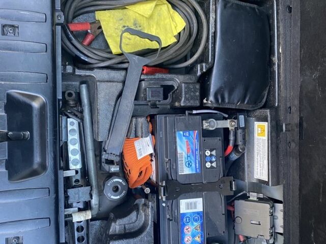 Черный БМВ Х3, объемом двигателя 3 л и пробегом 460 тыс. км за 4700 $, фото 3 на Automoto.ua