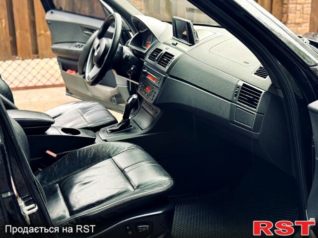 Чорний БМВ Х3, об'ємом двигуна 2.5 л та пробігом 277 тис. км за 7400 $, фото 12 на Automoto.ua