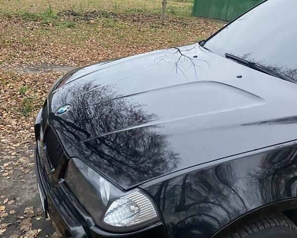 Черный БМВ Х3, объемом двигателя 2 л и пробегом 250 тыс. км за 8300 $, фото 5 на Automoto.ua