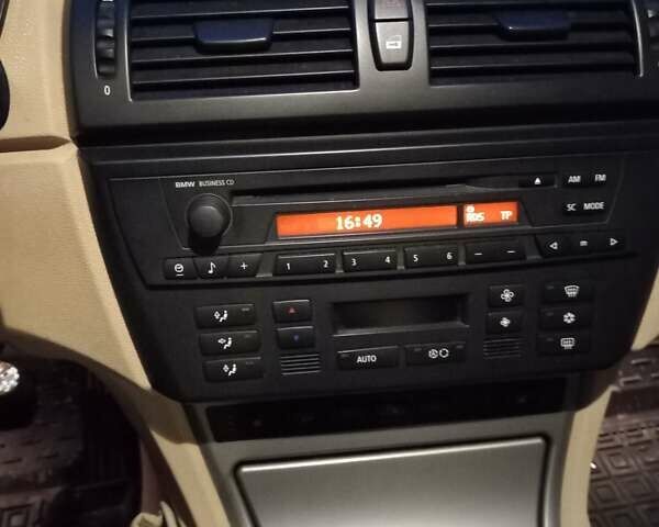 Черный БМВ Х3, объемом двигателя 2 л и пробегом 335 тыс. км за 7500 $, фото 4 на Automoto.ua