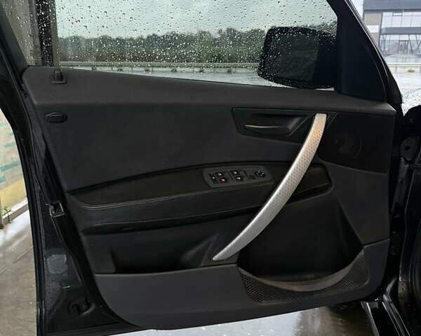 БМВ Х3 2005 в Черновцах на Automoto.ua Черный БМВ Х3, объемом двигателя 3 л и пробегом 400 тыс. км за 5700 $, фото 66 на Automoto.ua
