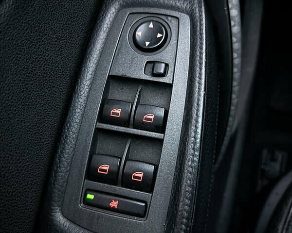 БМВ Х3 2005 в Черновцах на Automoto.ua Черный БМВ Х3, объемом двигателя 3 л и пробегом 400 тыс. км за 5700 $, фото 58 на Automoto.ua