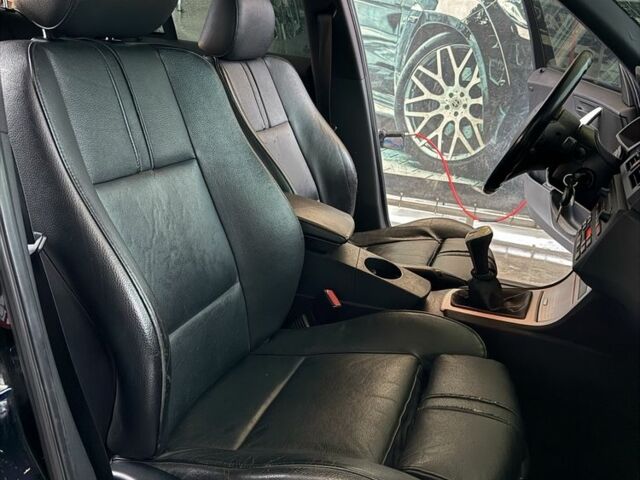 БМВ Х3 2005 в Черновцах на Automoto.ua Черный БМВ Х3, объемом двигателя 3 л и пробегом 399 тыс. км за 5600 $, фото 15 на Automoto.ua