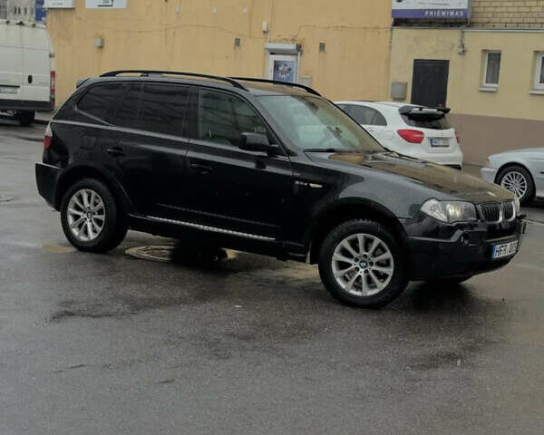 Чорний БМВ Х3, об'ємом двигуна 3 л та пробігом 333 тис. км за 4500 $, фото 4 на Automoto.ua