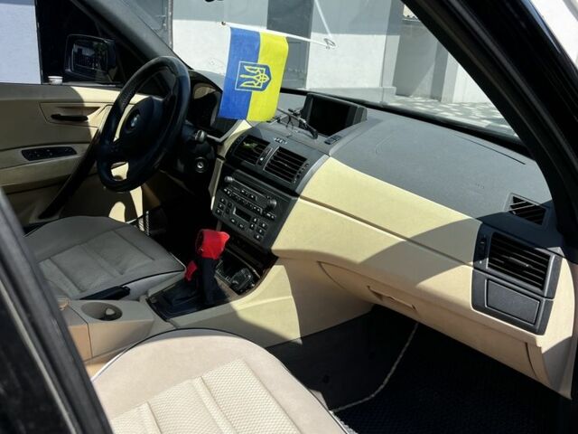 Черный БМВ Х3, объемом двигателя 3 л и пробегом 320 тыс. км за 5400 $, фото 3 на Automoto.ua