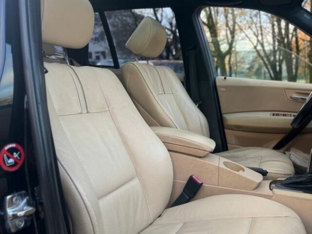 Черный БМВ Х3, объемом двигателя 3 л и пробегом 290 тыс. км за 4600 $, фото 13 на Automoto.ua