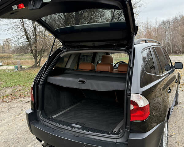 Черный БМВ Х3, объемом двигателя 3 л и пробегом 308 тыс. км за 9900 $, фото 13 на Automoto.ua