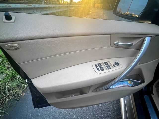 Черный БМВ Х3, объемом двигателя 2 л и пробегом 342 тыс. км за 11000 $, фото 8 на Automoto.ua