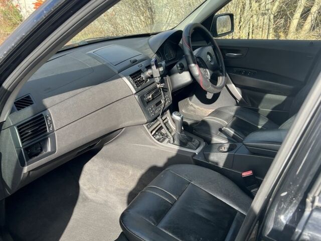 Черный БМВ Х3, объемом двигателя 2 л и пробегом 160 тыс. км за 3500 $, фото 3 на Automoto.ua